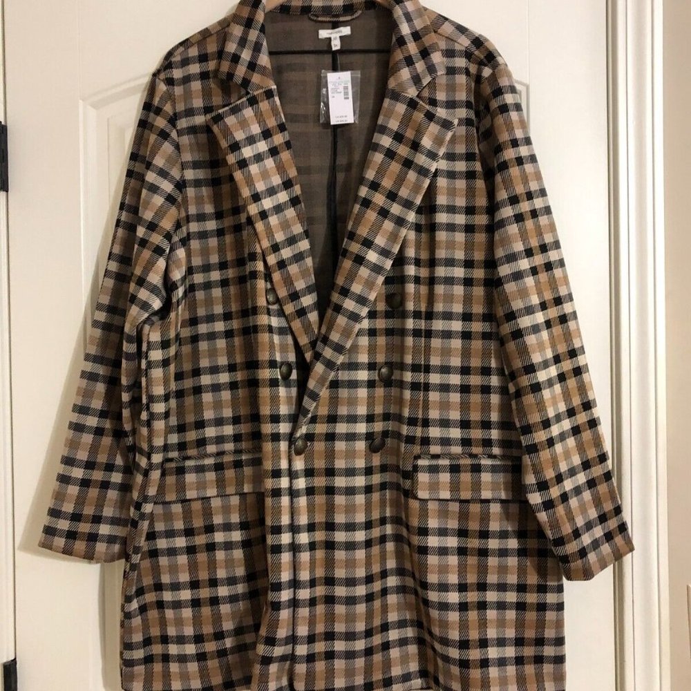 Maurices Womens Collared Checkered Blazer Plus size 3X Black, Tan, Gray. Buttons